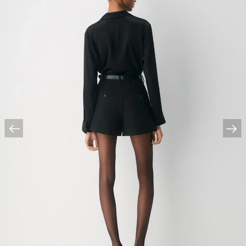 Aritzia Linen Shorts - Picture 2 of 4